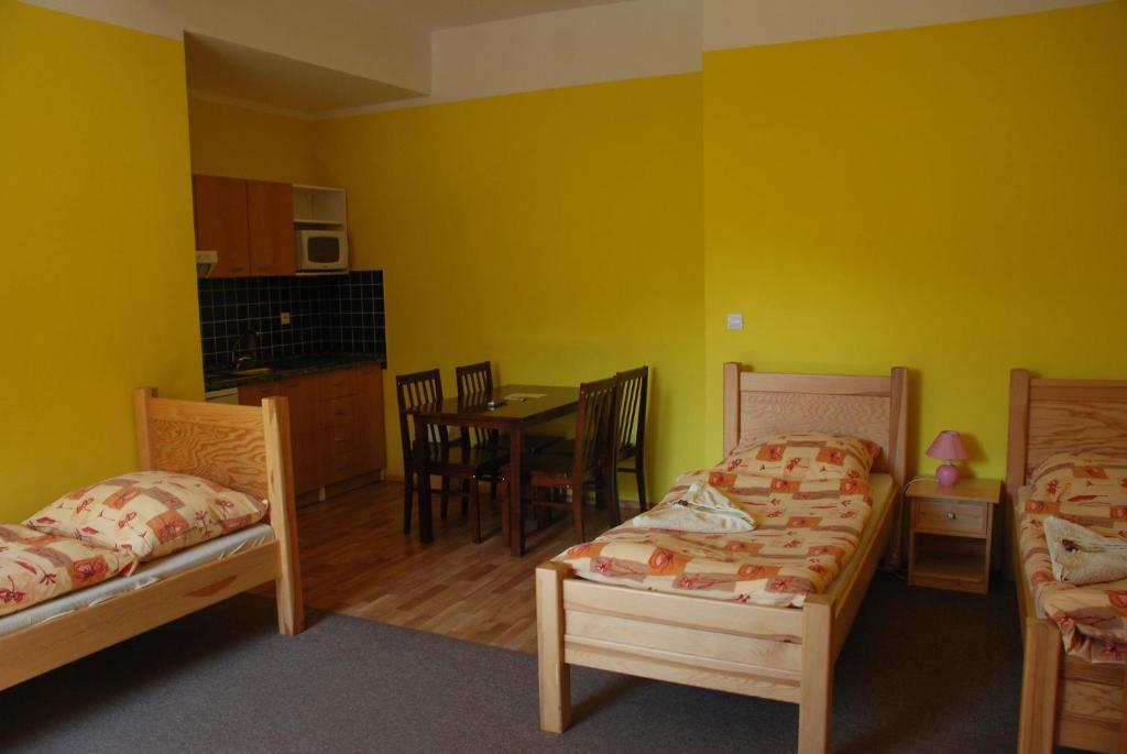 Hotel Marina Hermanuv Mestec Room photo