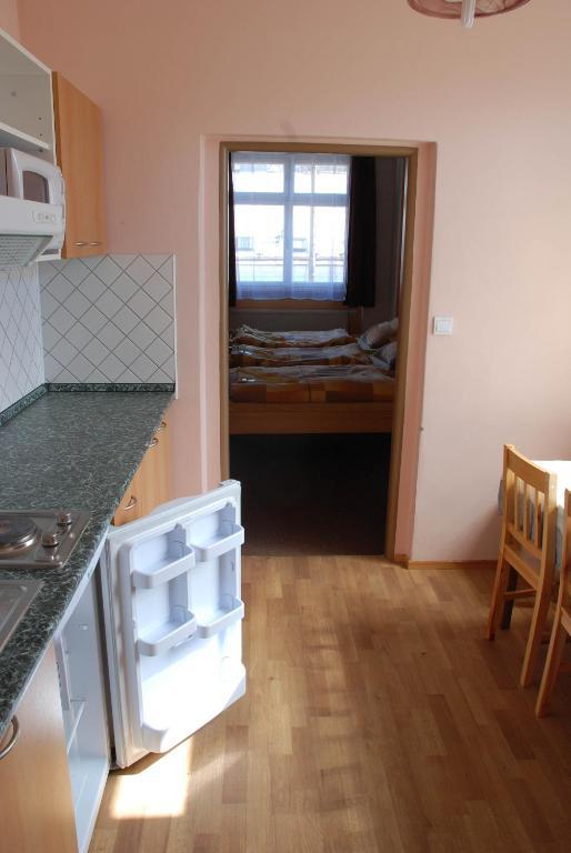 Hotel Marina Hermanuv Mestec Room photo