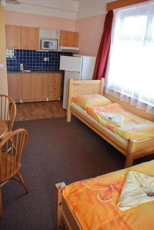 Hotel Marina Hermanuv Mestec Room photo